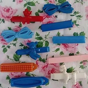 Lot of Vintage Little Girl's Barrettes